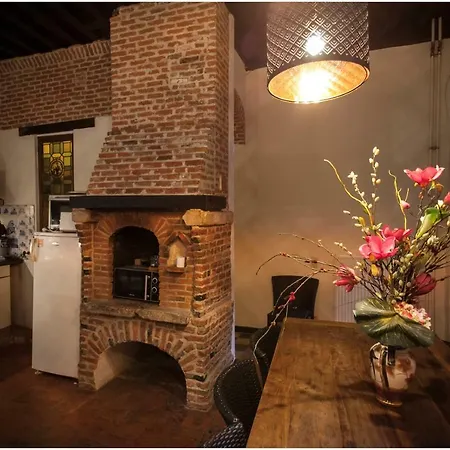 Homes Goddaard Villa *